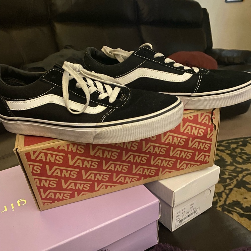 Van’s Women’s Black & White Sneakers
